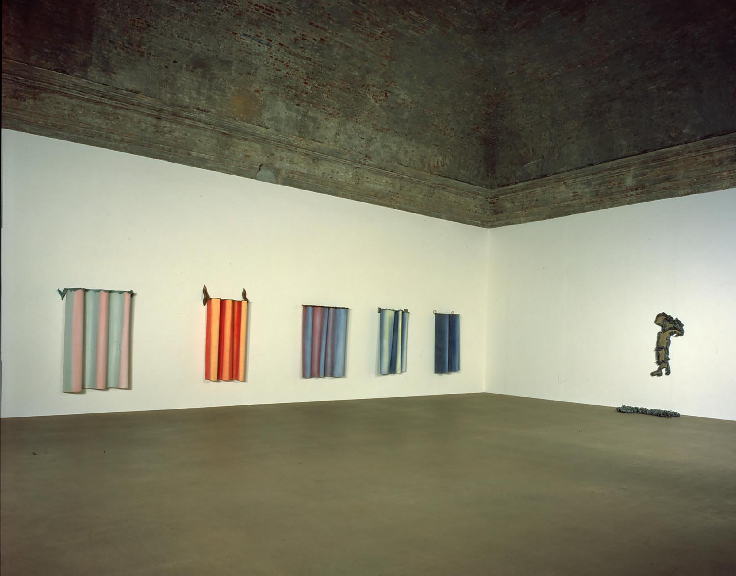 Luciano Fabro, Attaccapanni (di Napoli), 1976-77, Italia carta stradale, 1969, Speculum Italiae, 1971